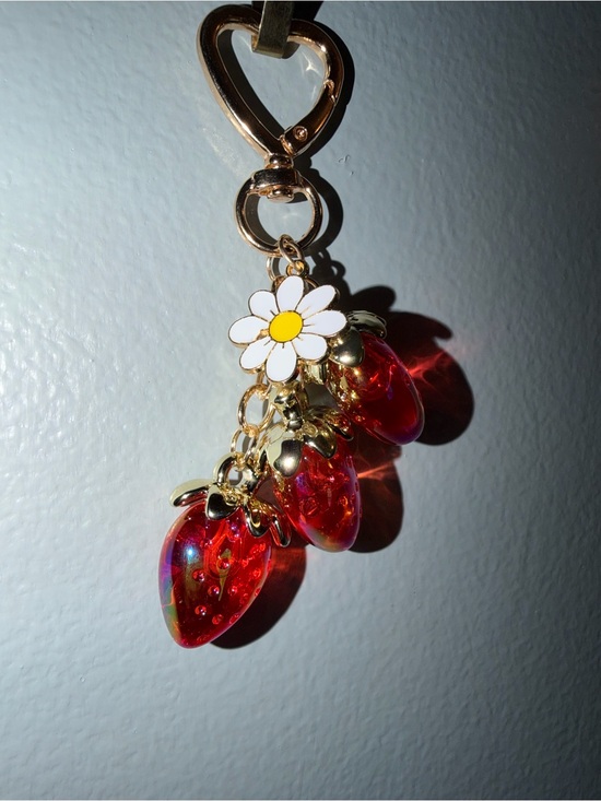 Accessories - Strawberry Bag Charm with Daisy